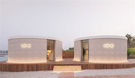 negozio dior dubai